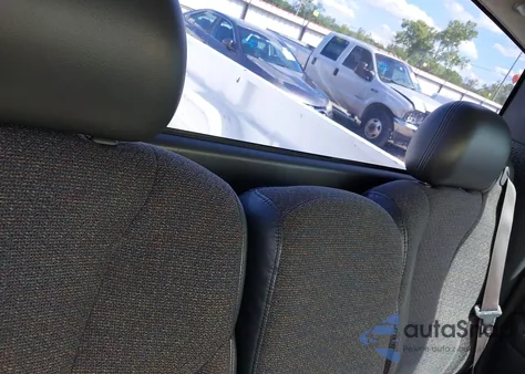 1999 Chevrolet Silverado 1500 из США, поврежденный, VIN 1GCEK14V1XE178282